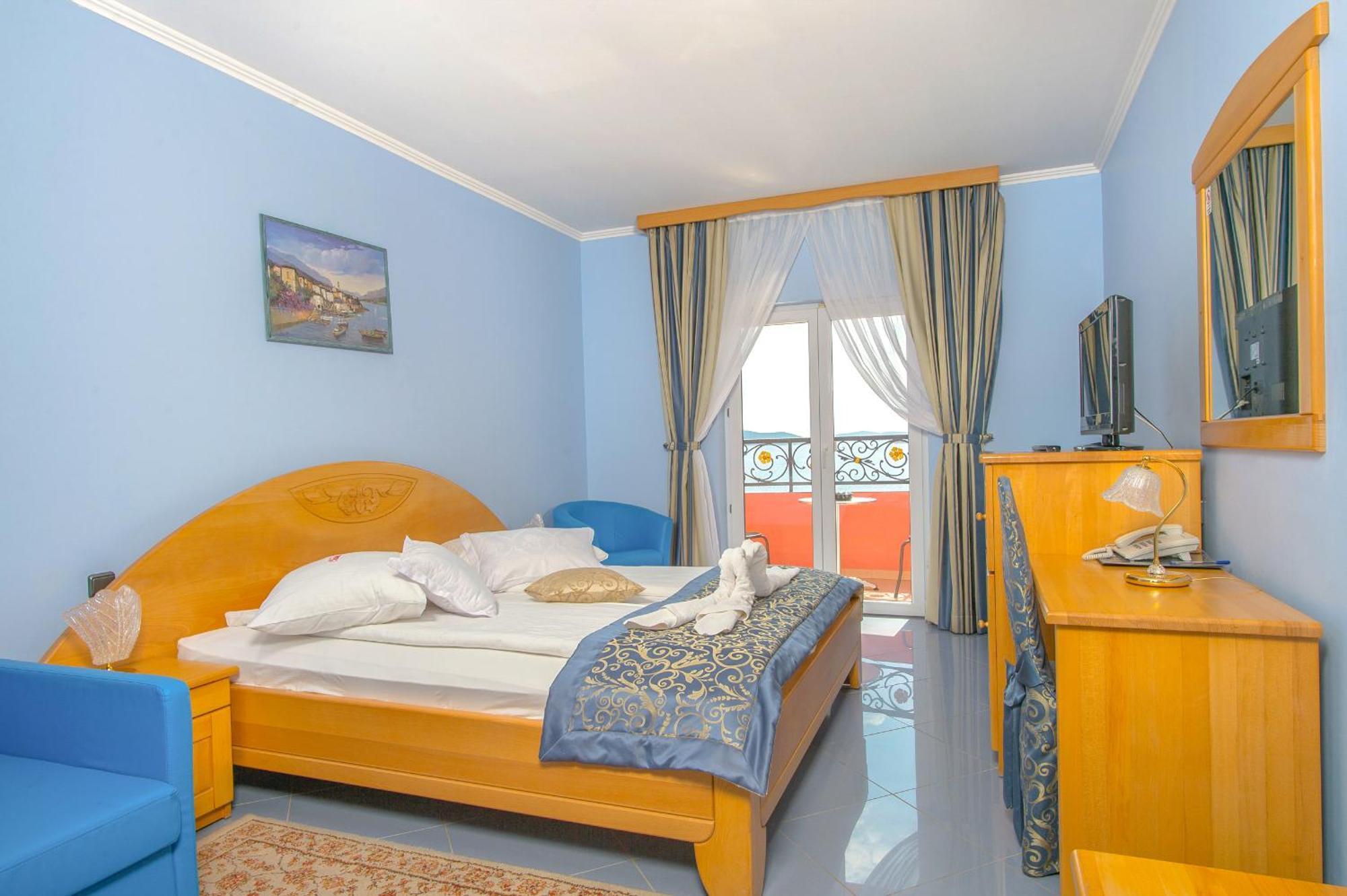 Hotel Miramare Vodice Eksteriør bilde