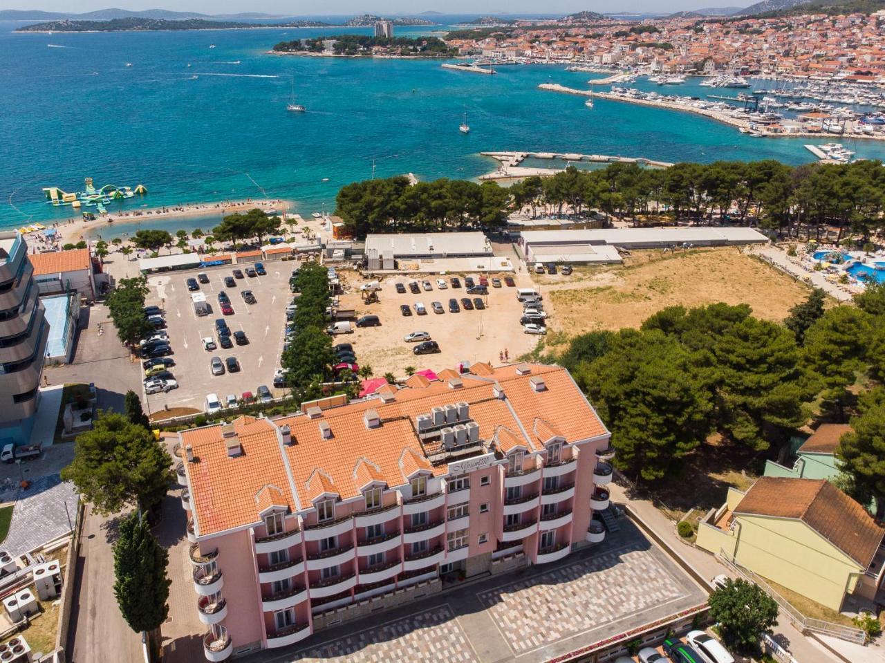 Hotel Miramare Vodice Eksteriør bilde